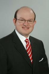 Dr. Hal Higdon, Chancellor of Ozarks Technical Community College
